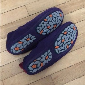 acorn ballet slippers